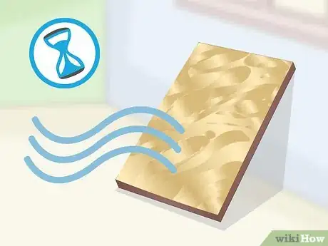 Imagen titulada Apply Gold Leaf to Canvas Step 19