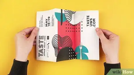 Imagen titulada Fold a Poster Step 1