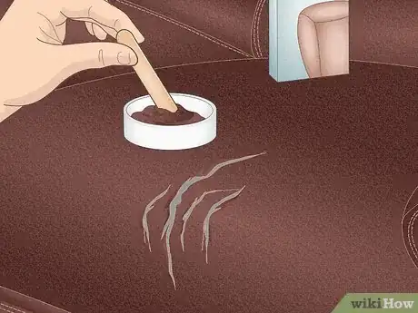 Imagen titulada Repair a Faux Leather Sofa Step 8
