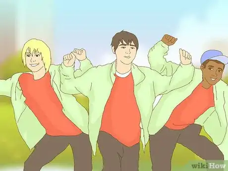 Imagen titulada Learn Hip Hop Dancing Online Step 14