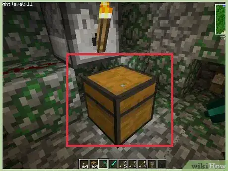 Imagen titulada Find a Saddle in Minecraft Step 1