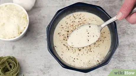 Imagen titulada Make Garlic Cream Sauce Step 19