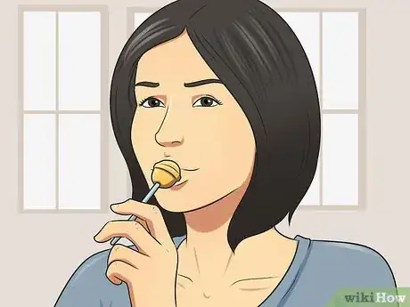 Imagen titulada Stop Licking Your Lips Step 5