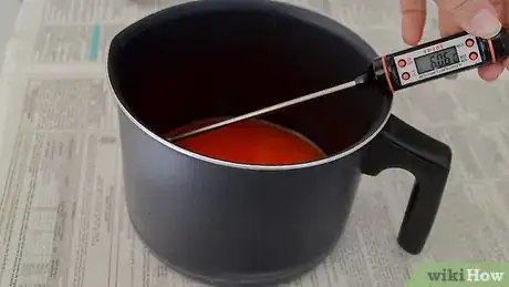 Imagen titulada Make a Candle With Essential Oils Step 11