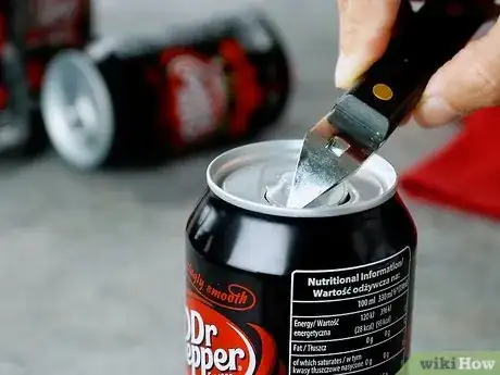 Imagen titulada Open a Soda Can Step 6