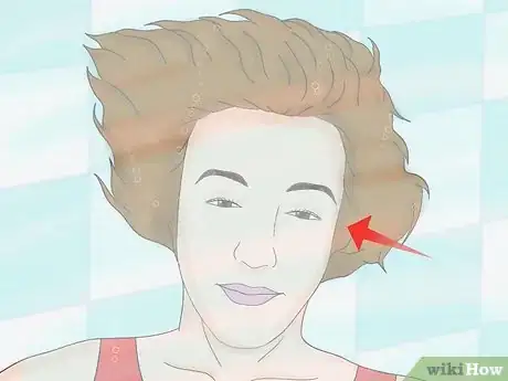 Imagen titulada Open Your Eyes Underwater Without Goggles on and Not Hurt Step 1