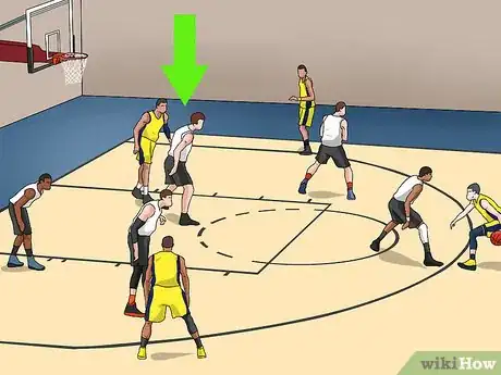 Imagen titulada Rebound in Basketball Step 1