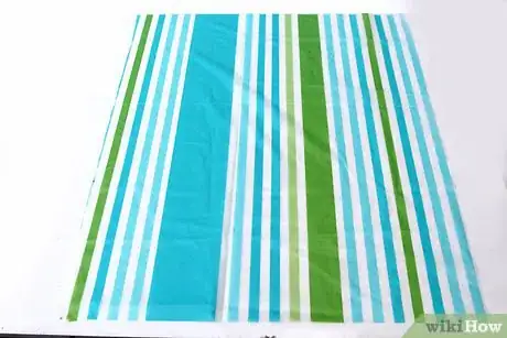 Imagen titulada Make a Backpack Rain Cover Step 2