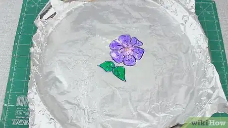 Imagen titulada Make Shrinky Dinks Step 3