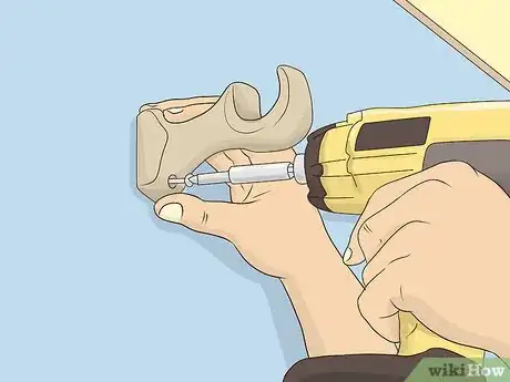 Imagen titulada Hang a Jersey on a Wall Step 5