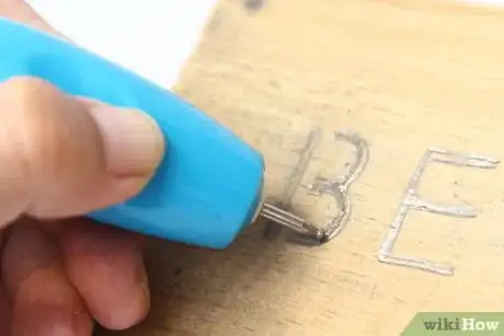 Imagen titulada Etch Wood Step 12