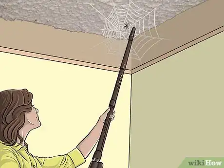 Imagen titulada Clean a Popcorn Ceiling Step 1
