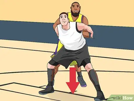 Imagen titulada Rebound in Basketball Step 2