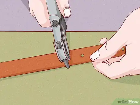 Imagen titulada Make a Leather Belt Step 10
