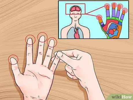 Imagen titulada Apply Reflexology to the Hands Step 2