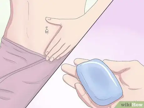 Imagen titulada Clean Navel Piercings Step 1