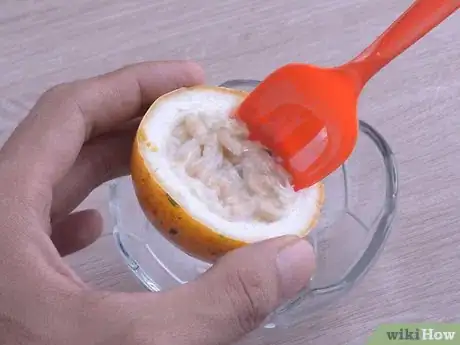 Imagen titulada Make Passionfruit Jam Step 2