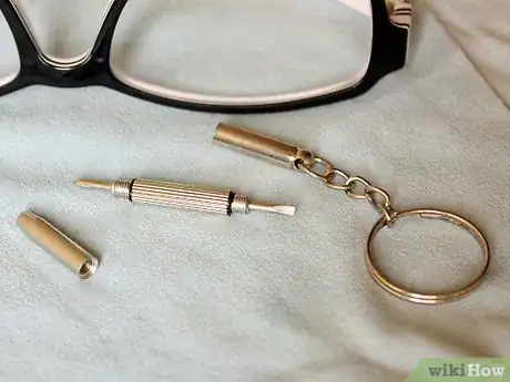 Imagen titulada Maintain Eyeglasses Step 6
