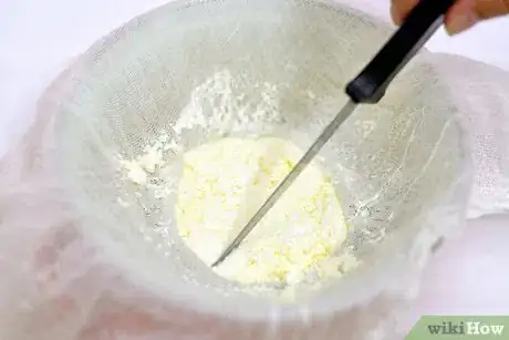 Imagen titulada Make Homemade Cheese Step 8