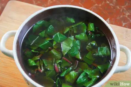 Imagen titulada Cook Beet Greens Step 18