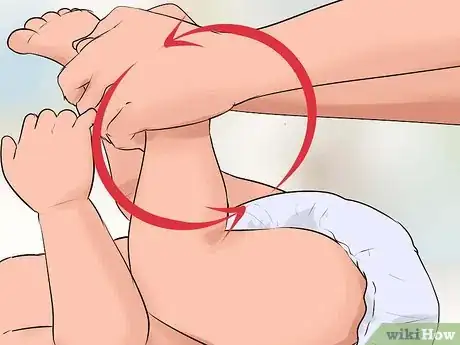Imagen titulada Help Relieve Gas in Babies Step 2