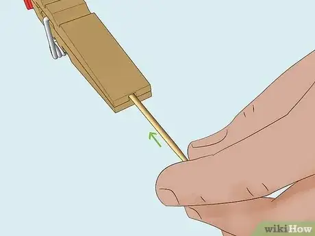 Imagen titulada Make a Clothespin Gun Step 7
