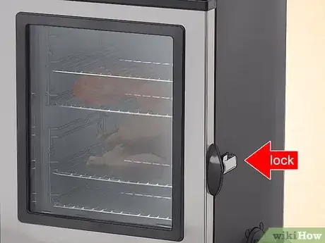 Imagen titulada Use an Electric Smoker Step 8
