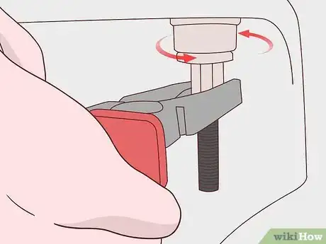 Imagen titulada Fix a Loose Toilet Seat Step 5