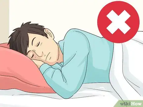 Imagen titulada Sleep with Neck Pain Step 3
