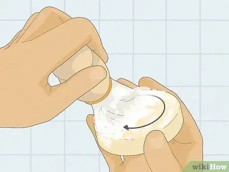 Imagen titulada Shave with Soap Step 12