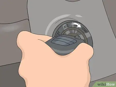 Imagen titulada Start a Diesel Truck Step 2