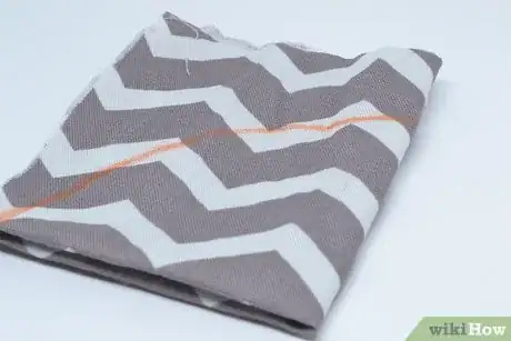 Imagen titulada Make a Padded Play Mat for Your Baby Step 13