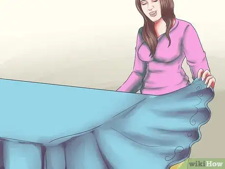 Imagen titulada Set a Table for a Tea Party Step 2