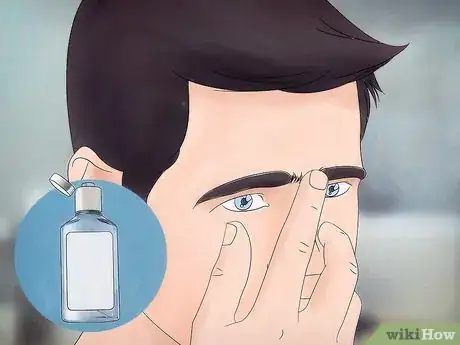 Imagen titulada Wax a Unibrow Step 4