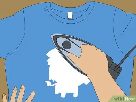 Imagen titulada Iron a Picture on a Shirt Step 12