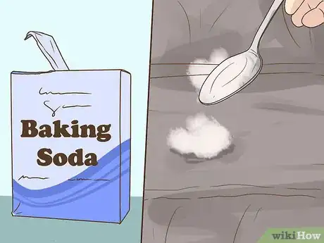 Imagen titulada Remove Red Wine Stains from Leather Step 9