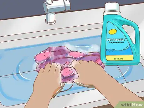 Imagen titulada Deal with Nipple Eczema Step 11