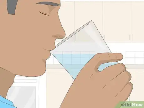Imagen titulada Improve Your Kissing Step 14