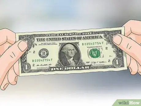 Imagen titulada Straighten Out a Dollar Bill Step 7
