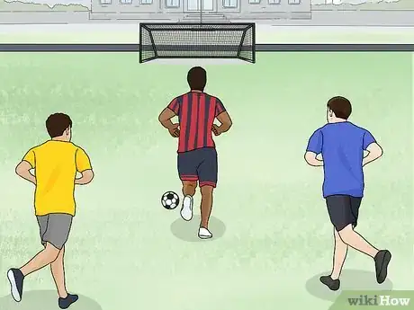 Imagen titulada Improve Decision Making in Soccer Step 6