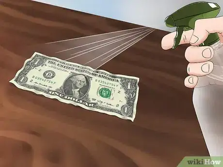 Imagen titulada Straighten Out a Dollar Bill Step 2