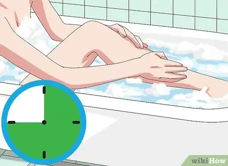 Imagen titulada Take an Epsom Salt Bath Step 4