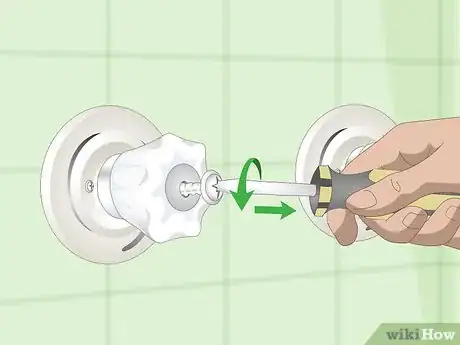 Imagen titulada Fix a Leaky Shower Faucet Step 14