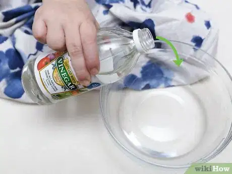 Imagen titulada Get Blood out of Sheets Step 10