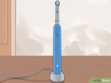 Imagen titulada Use an Electric Toothbrush Step 1