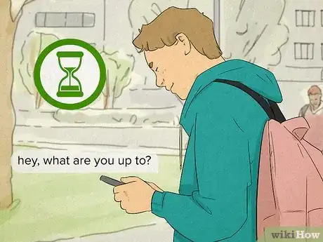 Imagen titulada Tell if a Girl Is Testing You Through Texts Step 2