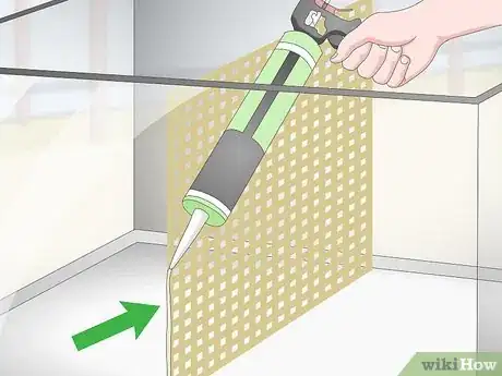 Imagen titulada Make a Fish Tank Divider Step 6