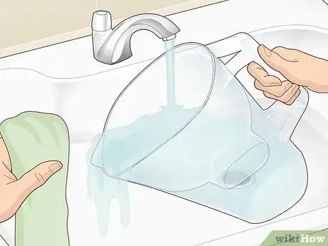 Imagen titulada Use a Brita Pitcher Step 2