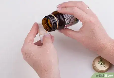 Imagen titulada Make Body Oil Step 6