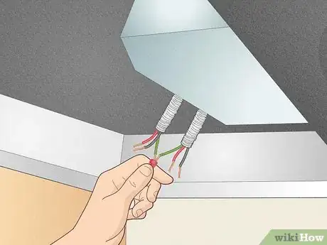 Imagen titulada Remove a Vented Hood Fan Step 7